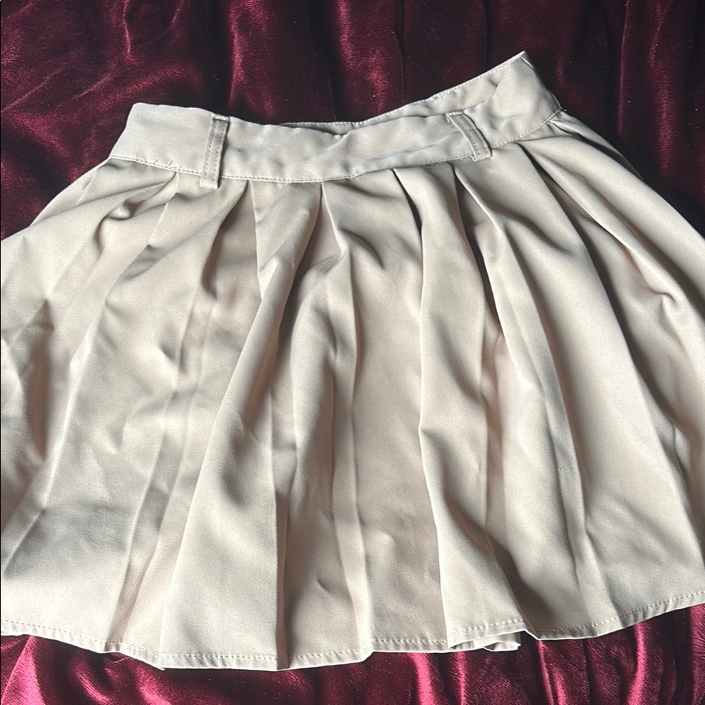 SHEIN Tan Pleated Skater Mini Skirt for Casual Wear